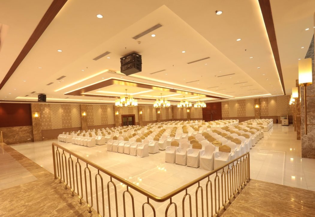 Why Should You Hire The Banquet Hall Services In Chennai For Any Event?